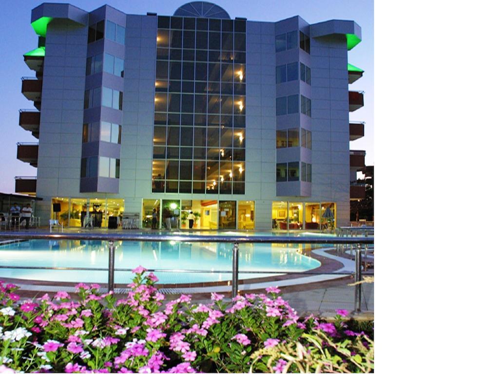 Ares Hotel 马赫姆拉 外观 照片