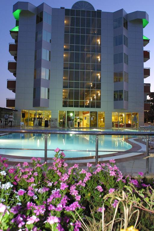 Ares Hotel 马赫姆拉 外观 照片