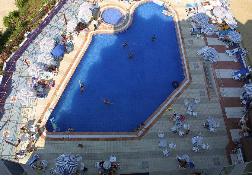 Ares Hotel 马赫姆拉 外观 照片